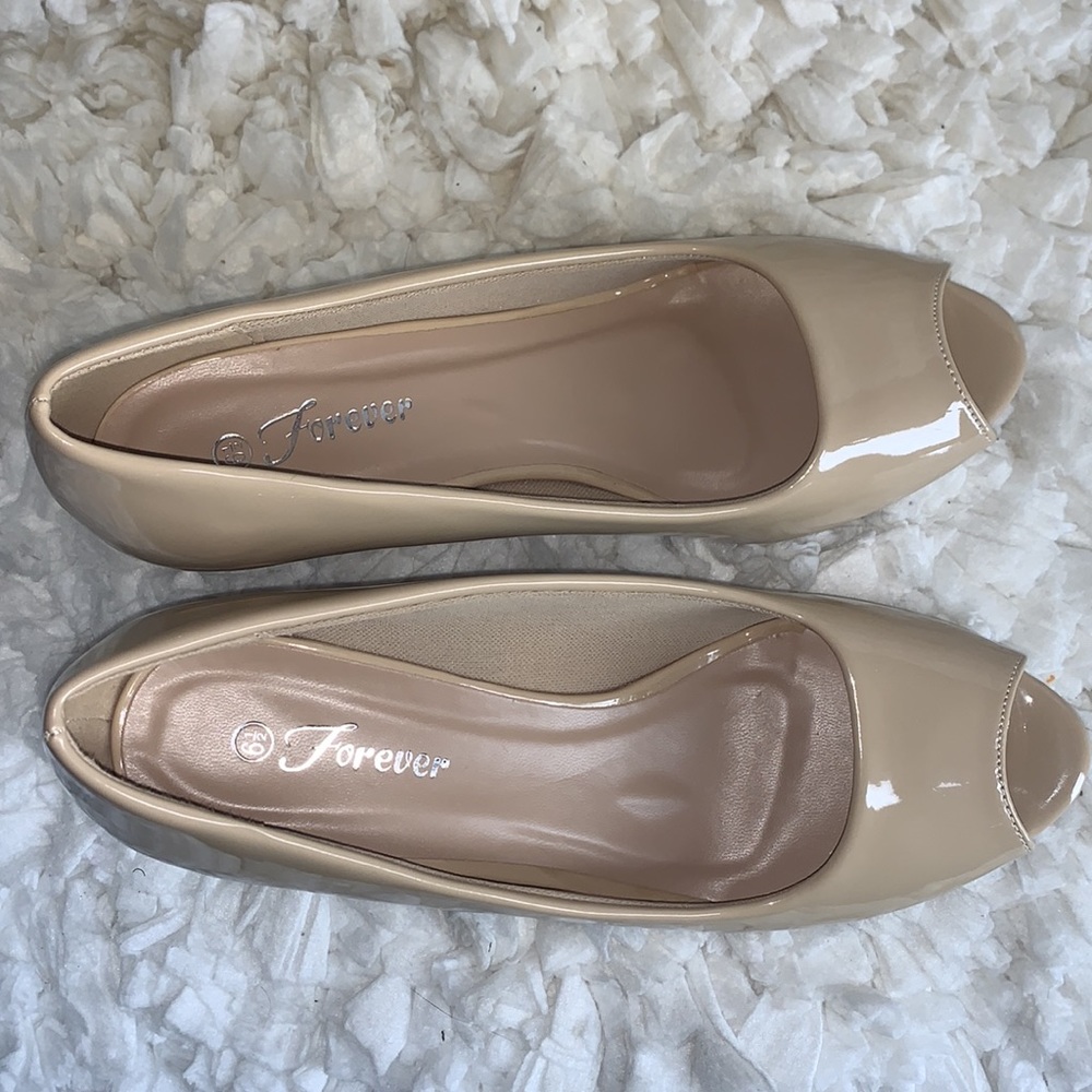 Forever Size 6.5 Like New Wedges - Picture 6 of 7
